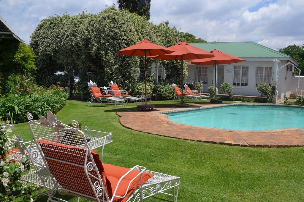 פוצ'פסטרום A Tapestry Garden Guest House מראה חיצוני תמונה